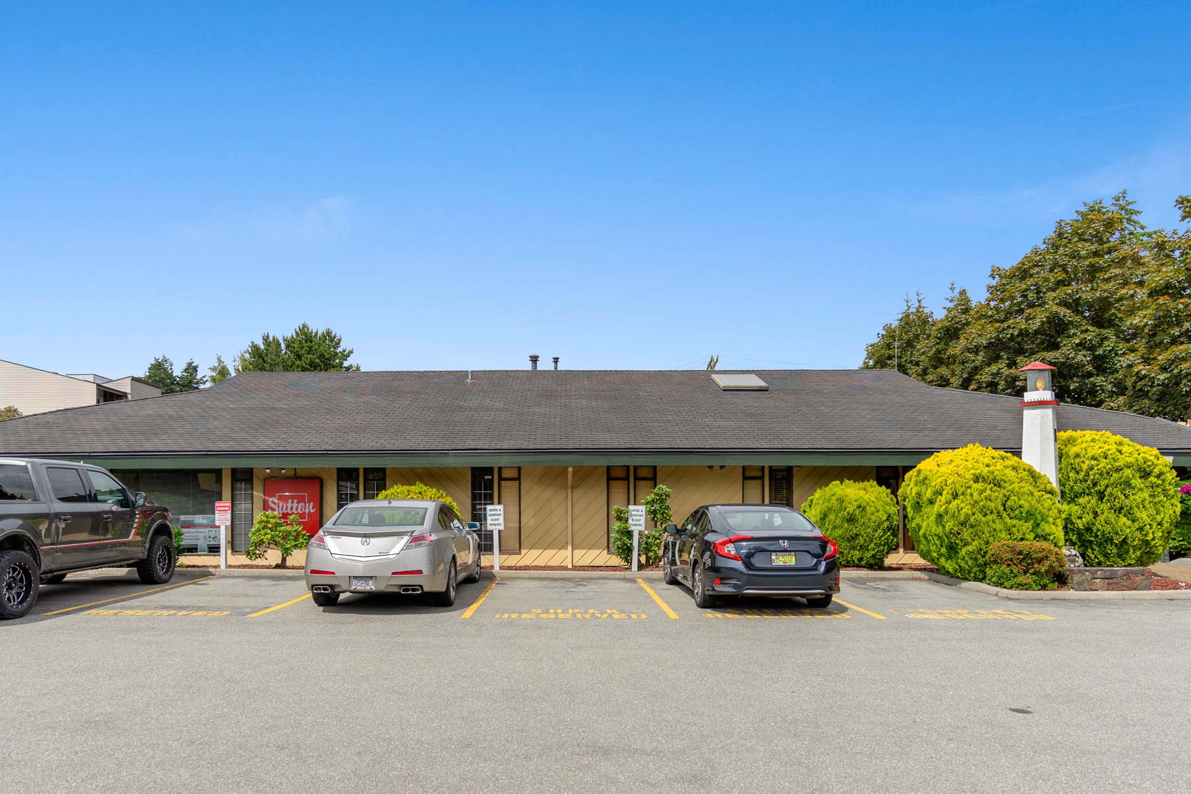 1625 1631 56th street offices image